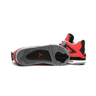 Air Jordan 4 retro Toro bravo
