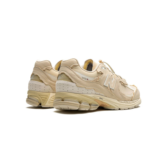 New Balance 2002R Protection Pack Sandstone